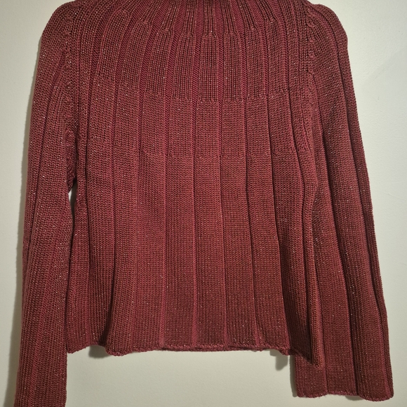 Women's Ribbed Knit Sweater - Red - Picture 3 of 8